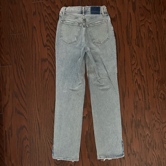 Abercrombie & Fitch 90s Straight Ultra High Curve Love Jeans - Picture 4 of 7